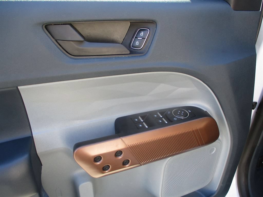 Used 2023 Ford Maverick Lariat w/ Equipment Group 500A Standard AWD/4WD image 16