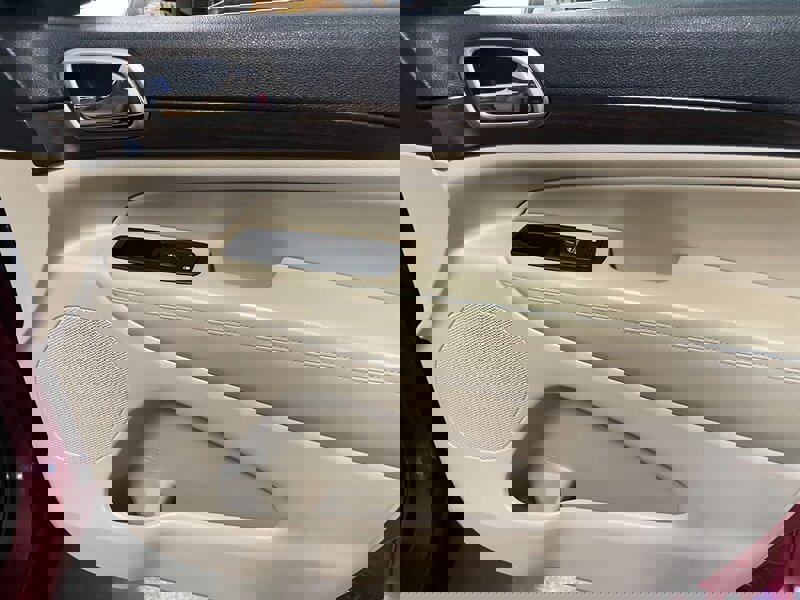 Used 2015 Jeep Grand Cherokee Laredo w/ Quick Order Package 23E image 23