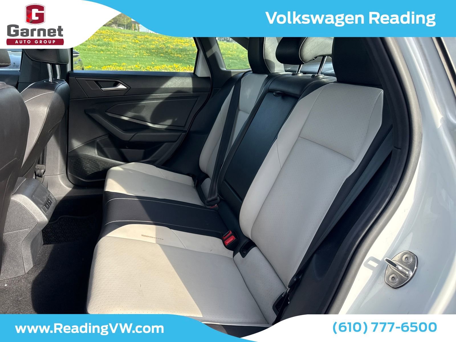Used 2021 Volkswagen Jetta R-Line w/ R-Line Cold Weather Package FWD image 14