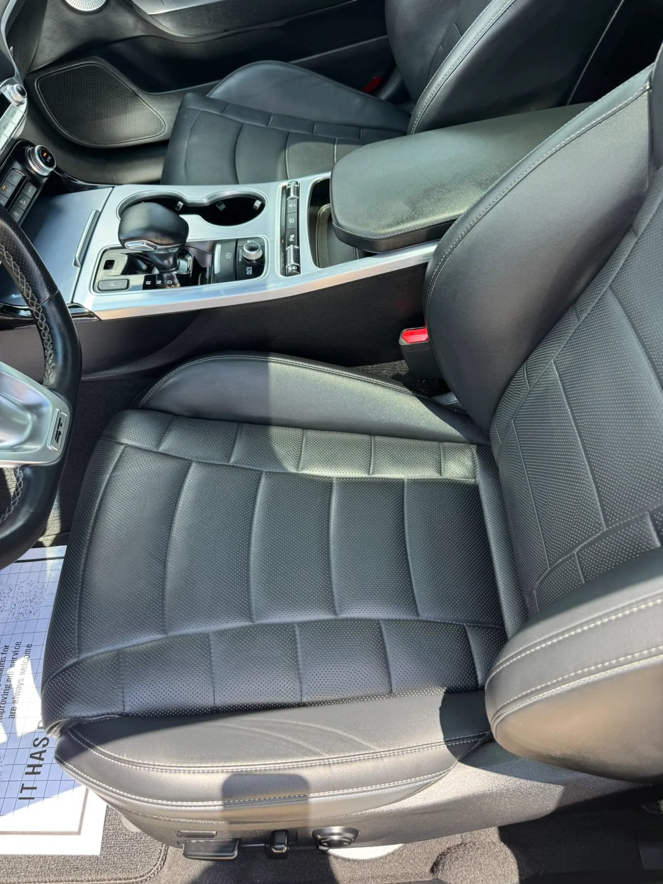 Used 2023 Kia Stinger GT2 RWD image 25