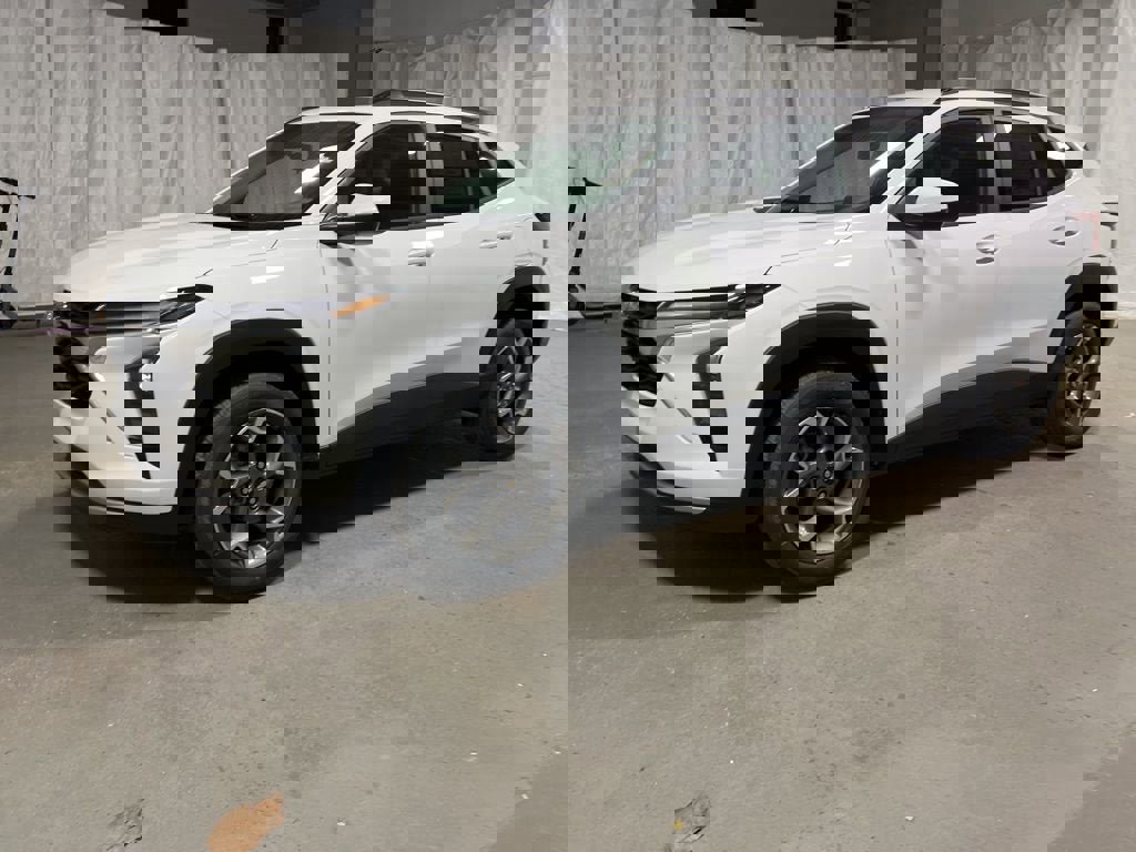 New 2026 Chevrolet Trax LT image 3