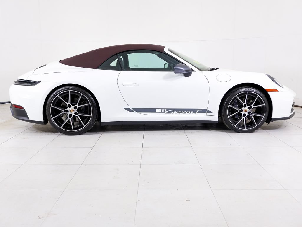 Certified 2025 Porsche 911 Carrera T RWD image 33