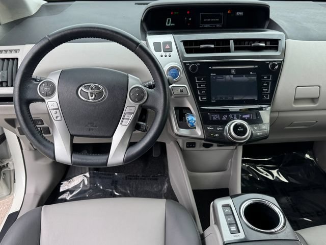 Used 2017 Toyota Prius V Five w/ Advanced Technology Package FWD image 16