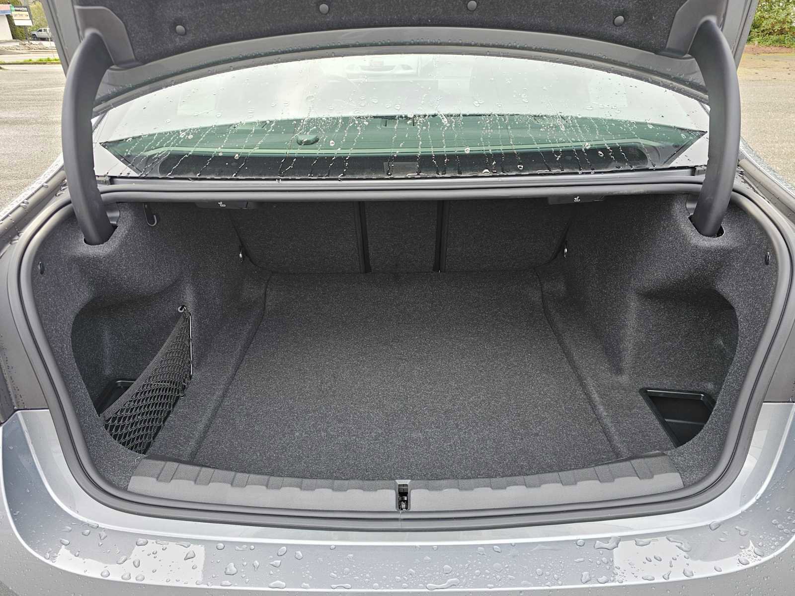 Used 2024 BMW 330i xDrive Sedan w/ Convenience Package image 14