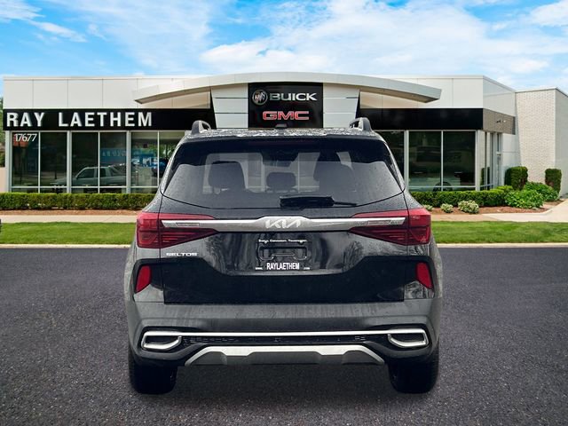 Used 2023 Kia Seltos Nightfall Edition image 4