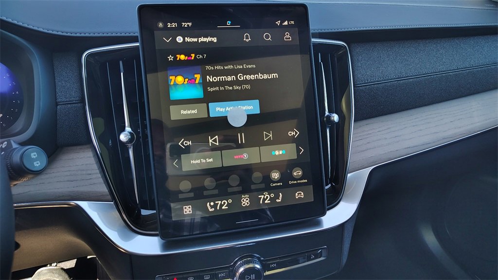 New 2026 Volvo XC90 B6 Plus w/ Protection Package Premier image 20
