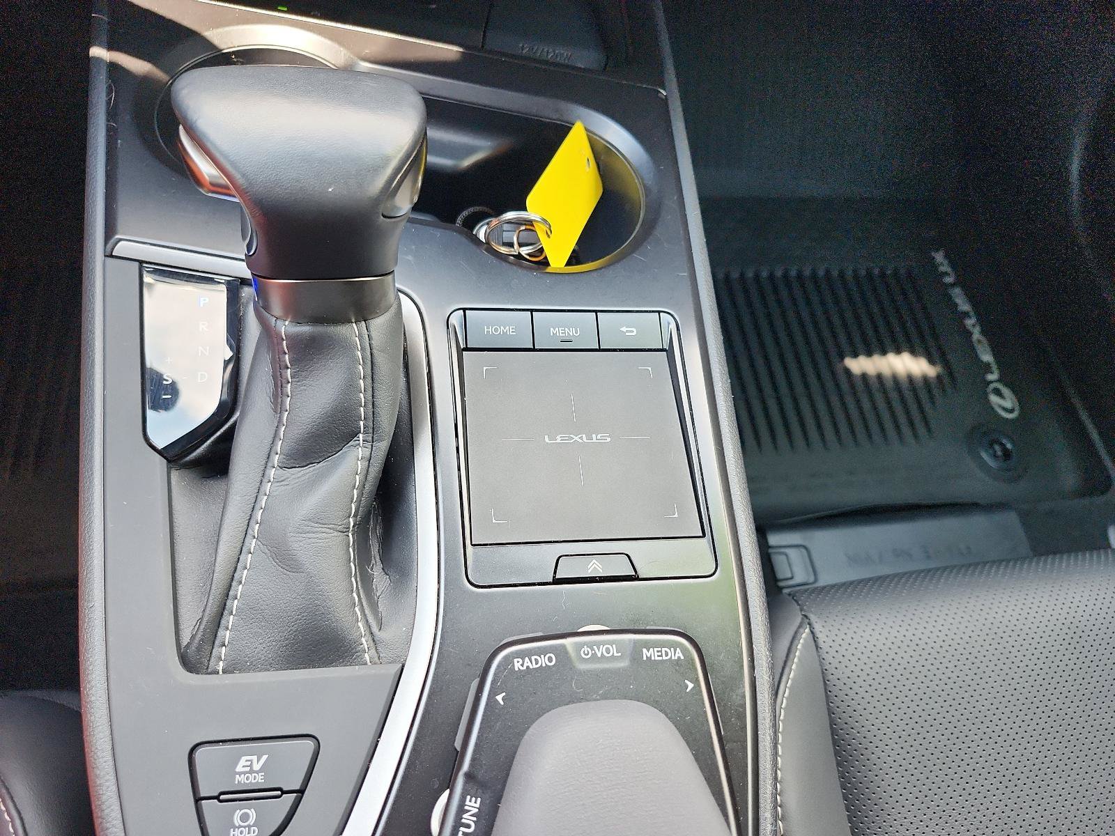 Used 2022 Lexus UX 250h w/ Premium Package AWD/4WD image 23