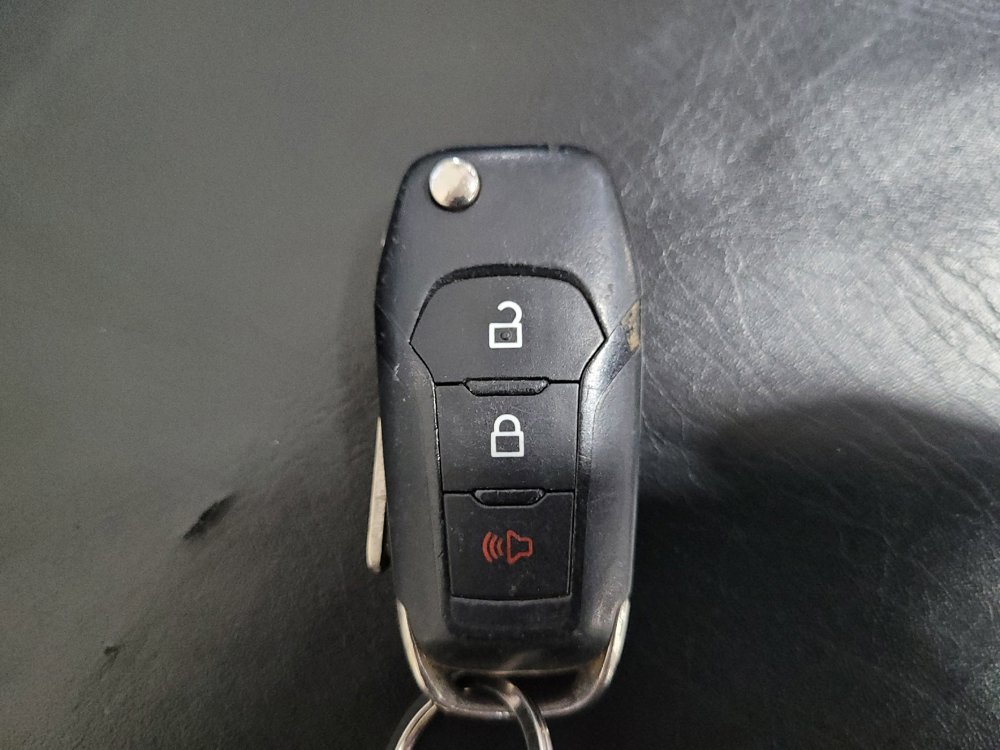 Used 2020 Ford F150 XLT image 32