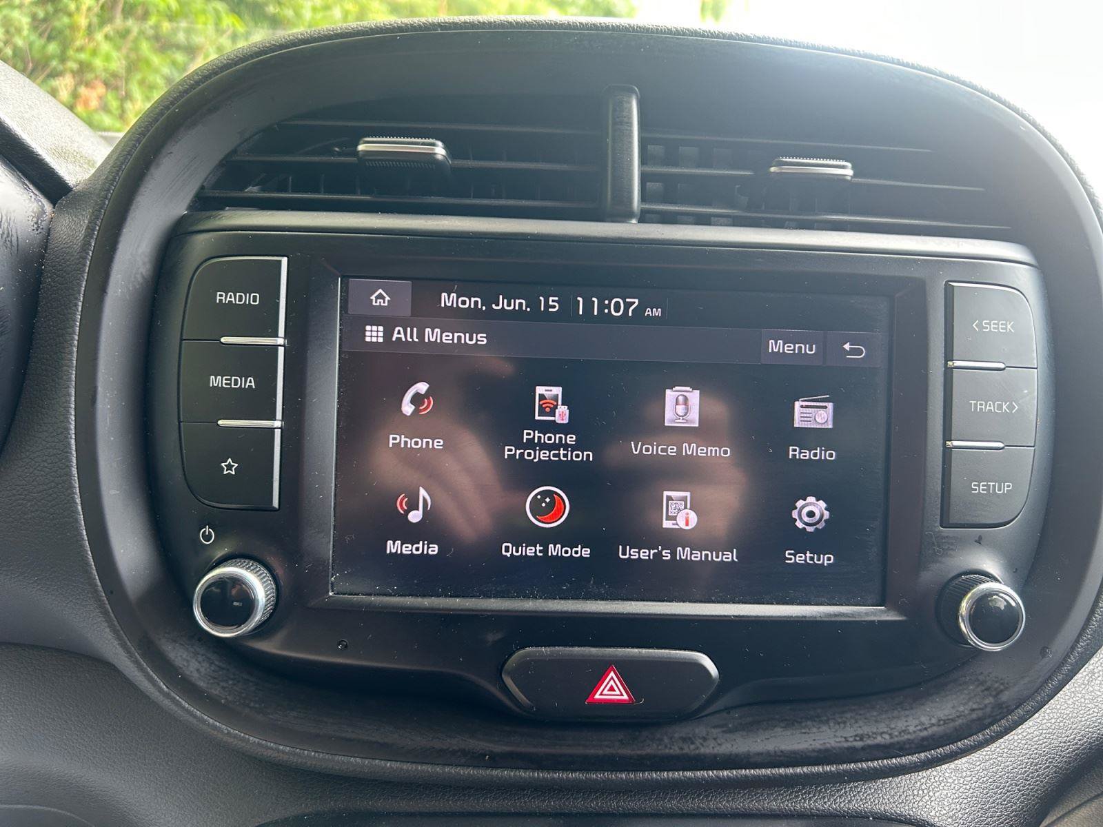 Used 2023 Kia Soul LX w/ Option Group 015 FWD image 19