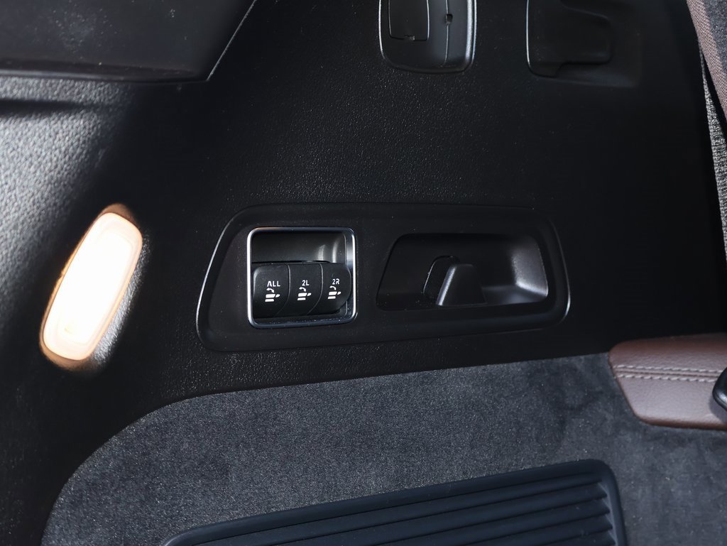 Used 2022 Mercedes-Benz GLS 450 4MATIC image 33