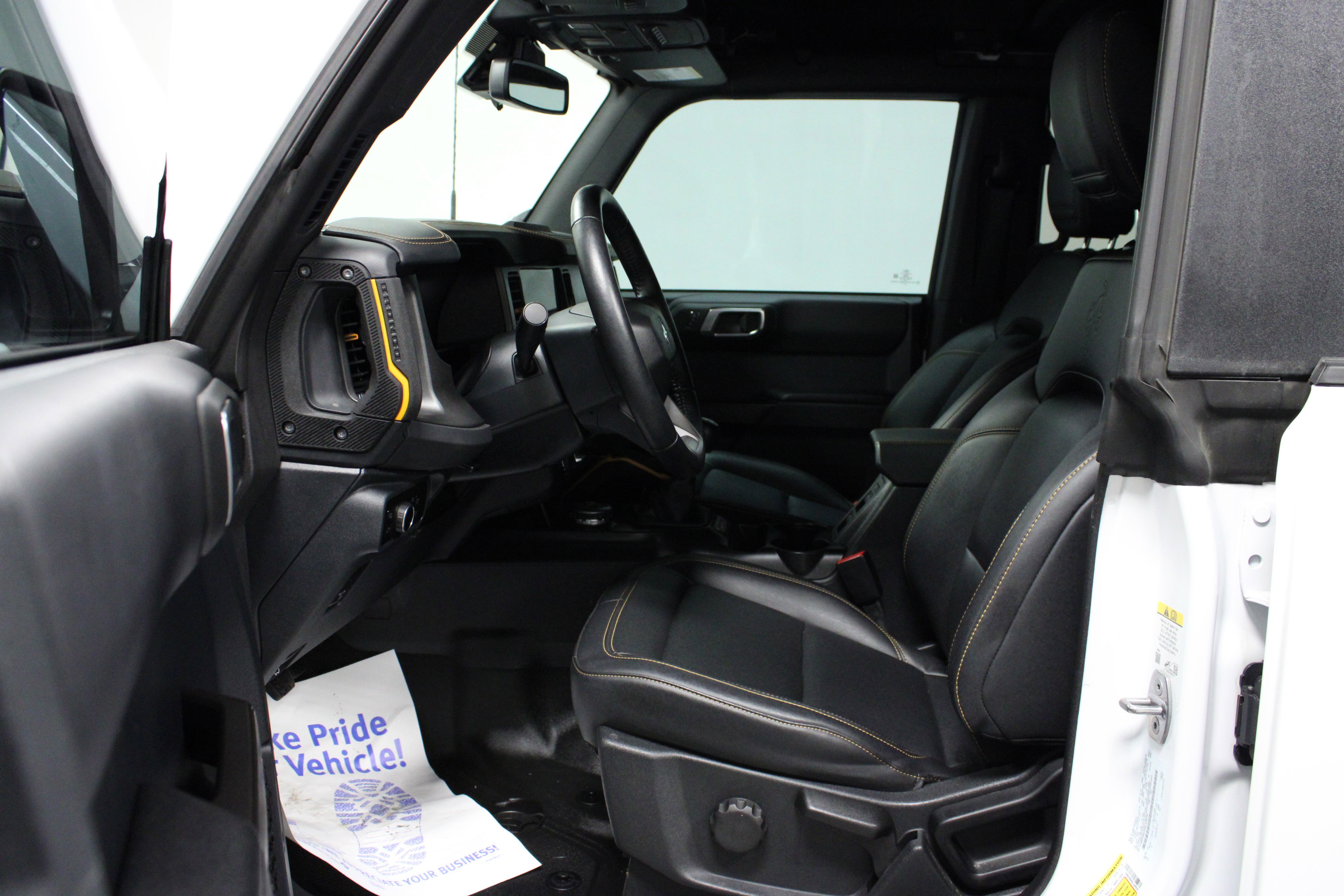 Used 2024 Ford Bronco Badlands image 12