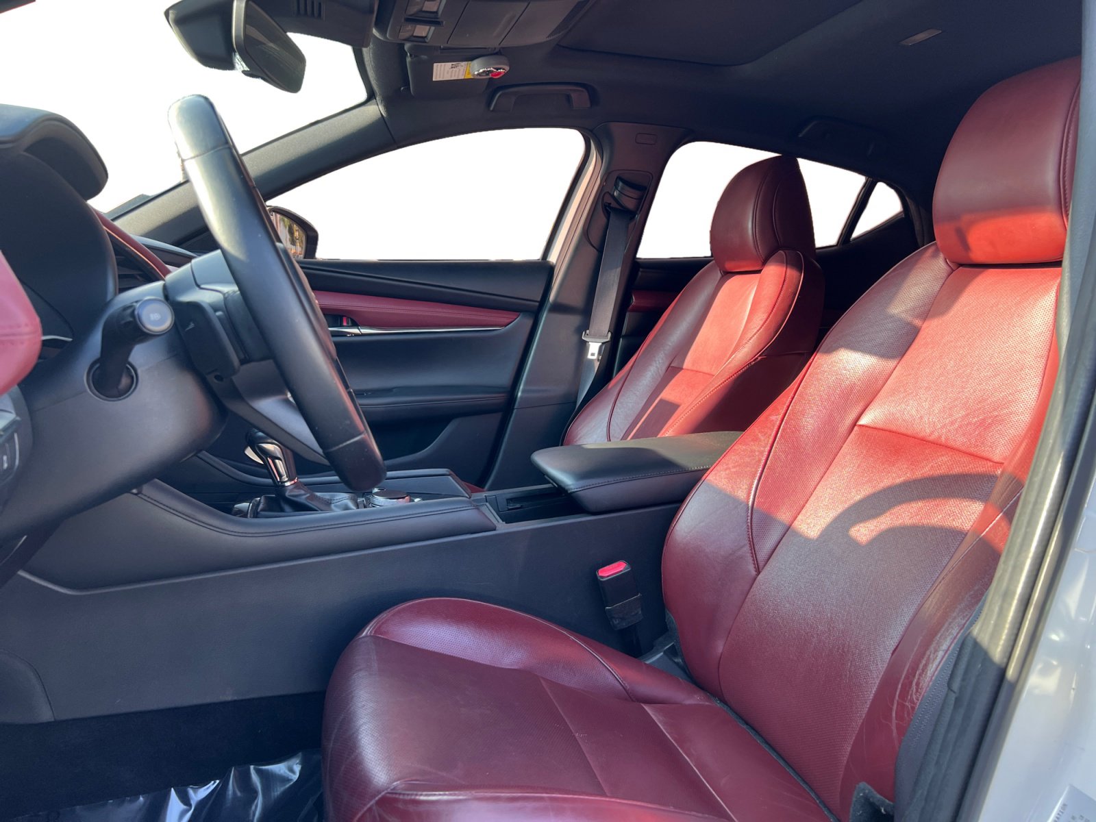 Used 2021 MAZDA MAZDA3 s image 9