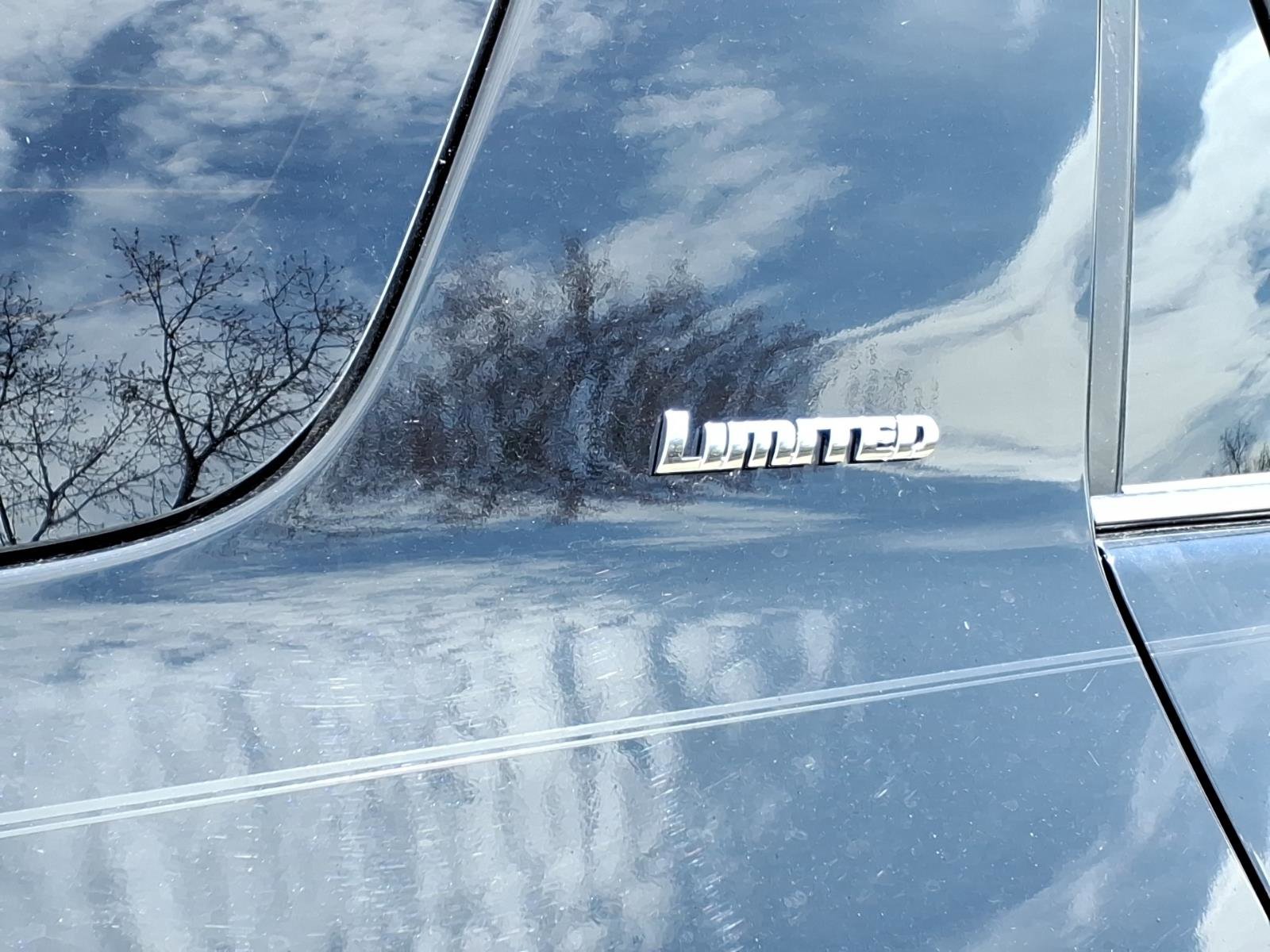 Certified 2023 Toyota 4Runner Limited AWD/4WD image 7