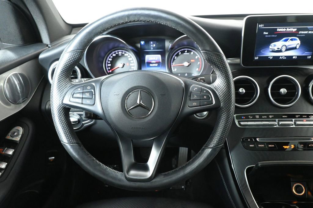 Used 2019 Mercedes-Benz GLC 300 4MATIC image 8