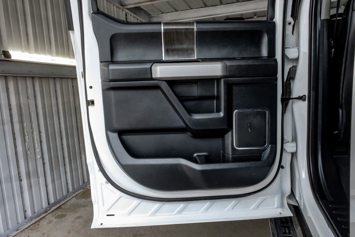 Used 2021 Ford F350 Lariat w/ Chrome Package image 46