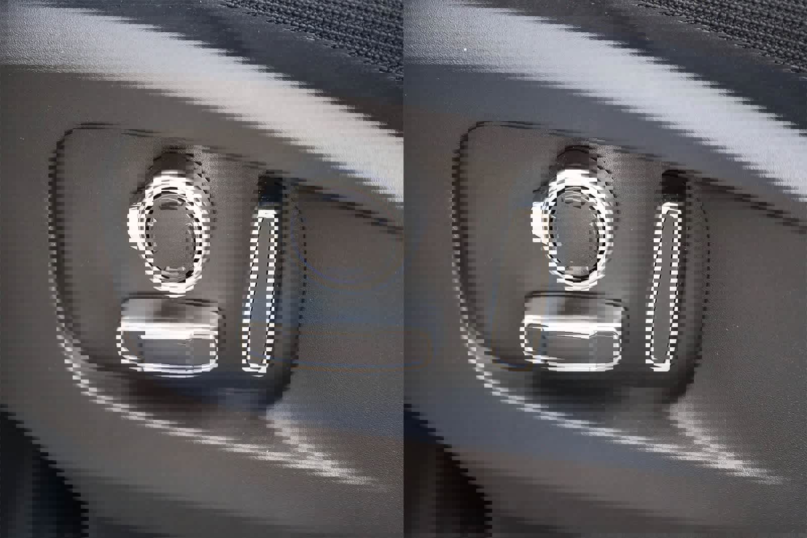 New 2025 Land Rover Defender 130 V8 image 24