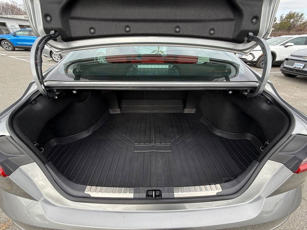 Used 2025 Toyota Camry XSE image 23