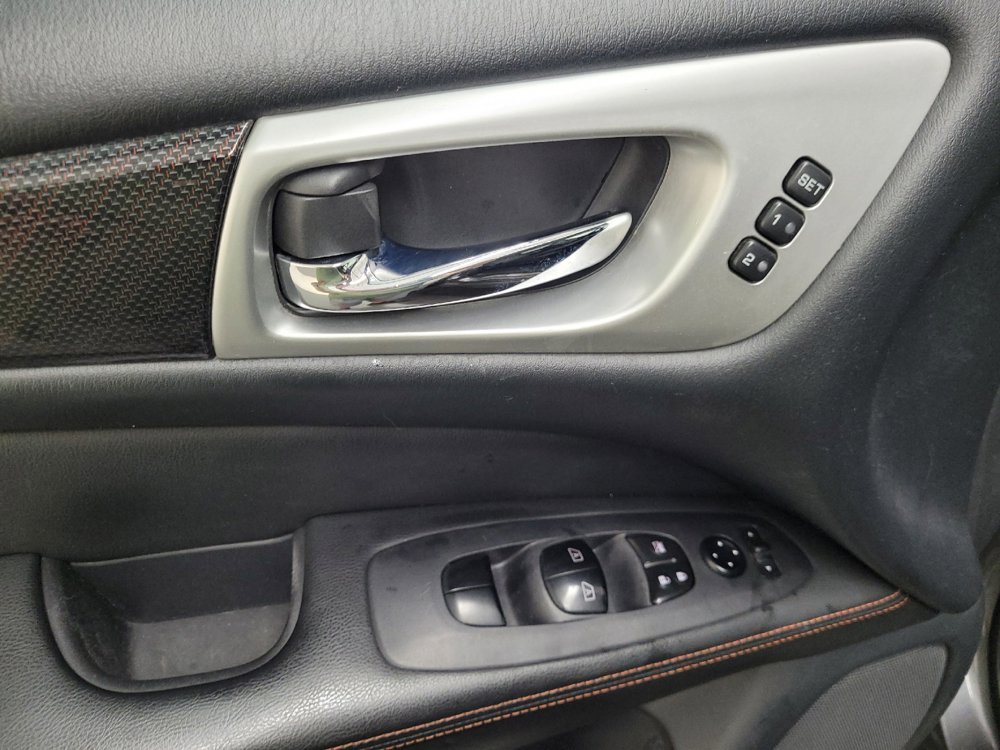 Used 2020 Nissan Pathfinder SL AWD/4WD image 27