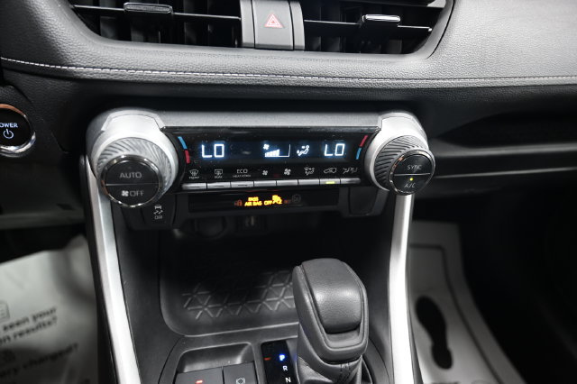 Used 2024 Toyota RAV4 XLE AWD/4WD image 18