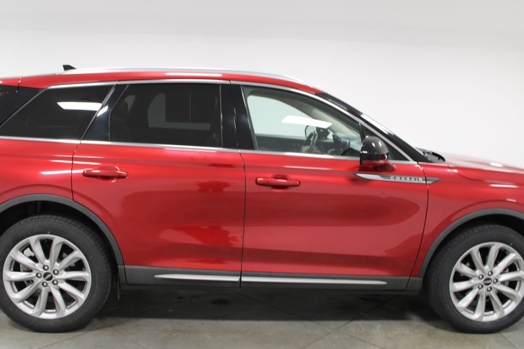 Used 2021 Lincoln Corsair AWD w/ Premium Package image 10