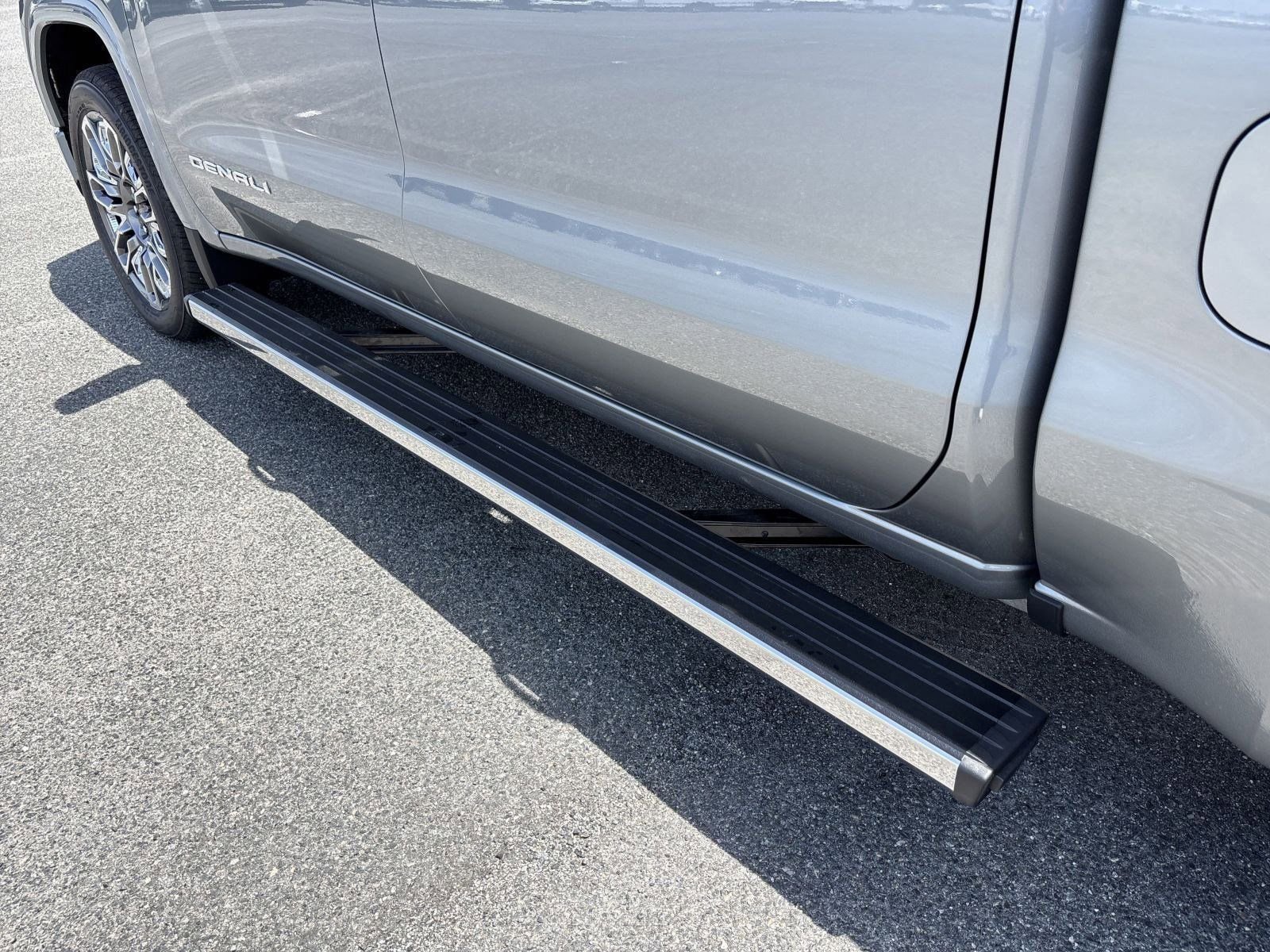 Used 2025 GMC Sierra 1500 Denali Ultimate image 46