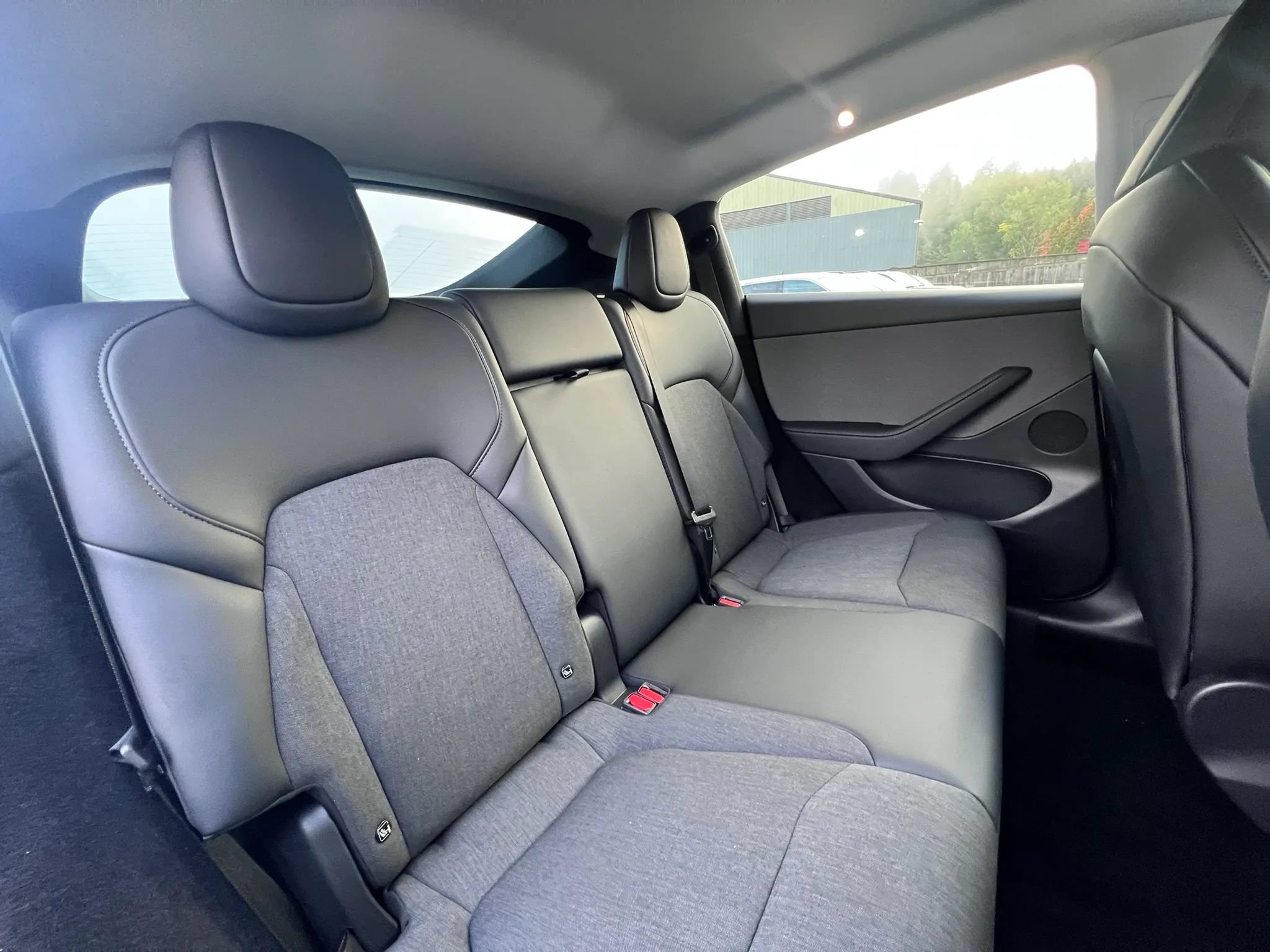 Used 2026 Tesla Model Y AWD image 29
