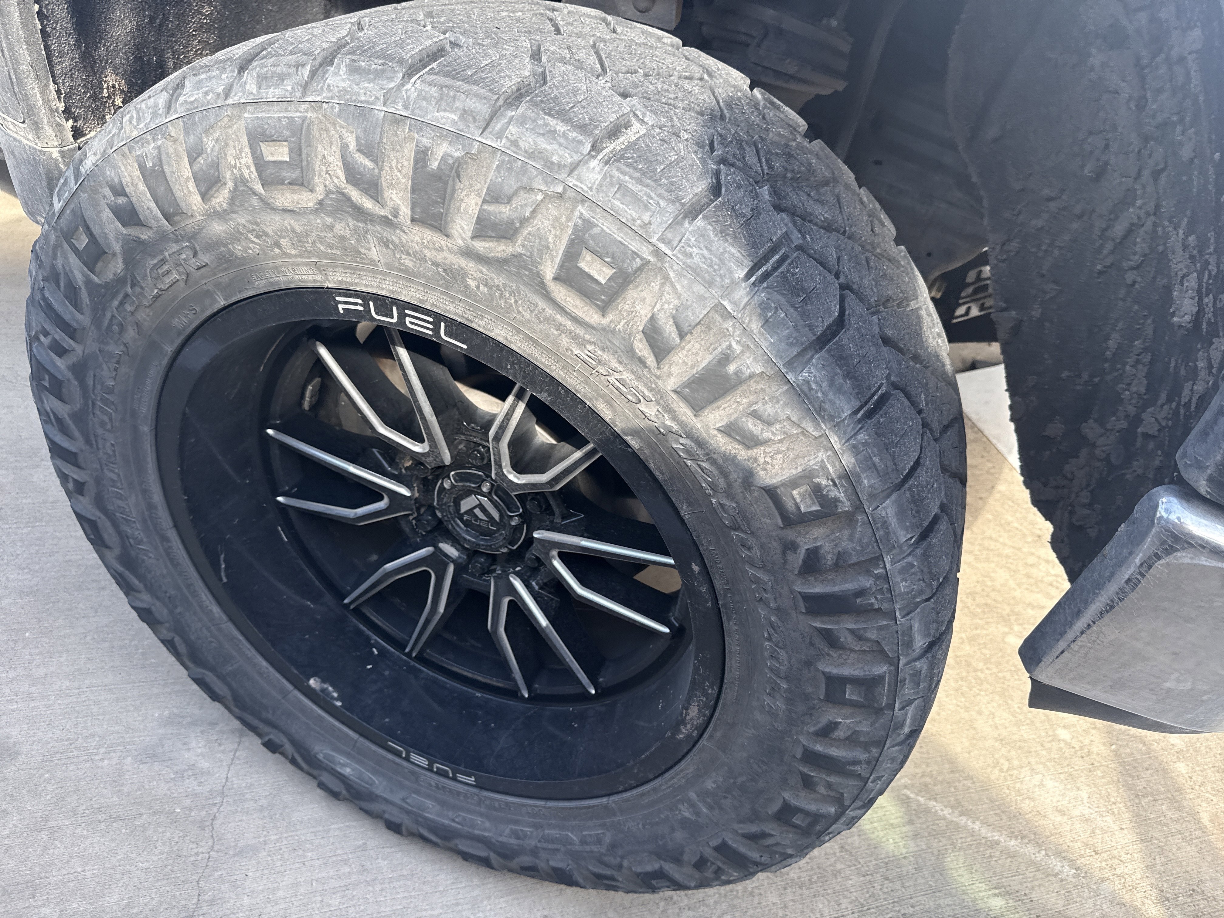 Certified 2019 GMC Sierra 1500 SLT image 2