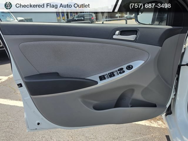 Used 2014 Hyundai Accent GS FWD image 19