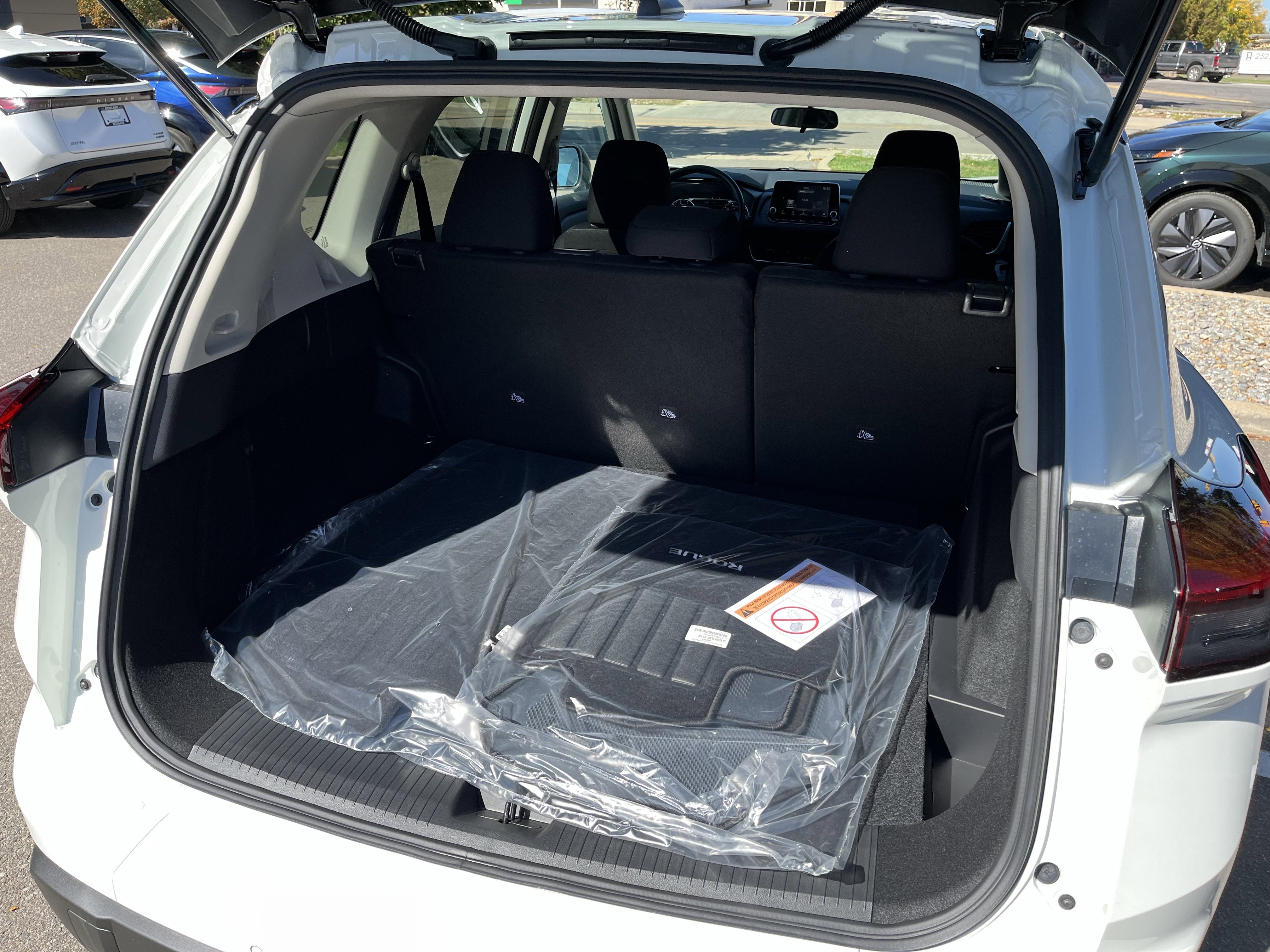 New 2026 Nissan Rogue S image 26