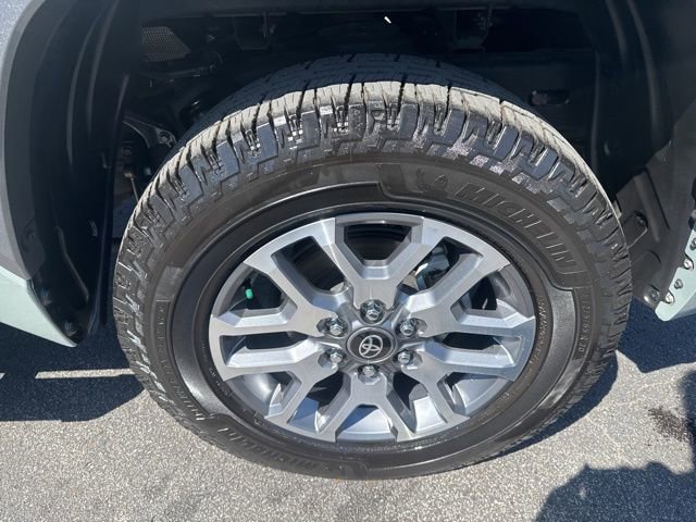 Used 2024 Toyota Tundra Limited AWD/4WD image 12