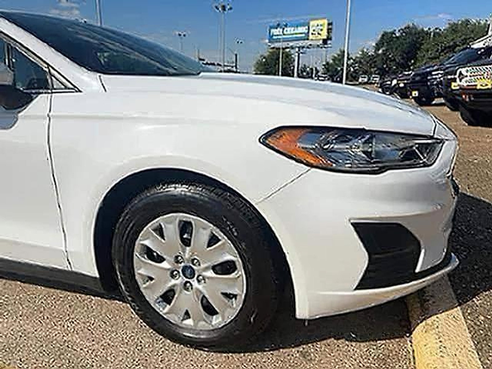 Used 2020 Ford Fusion S FWD image 22