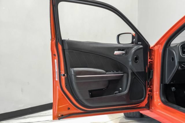 Used 2017 Dodge Charger R/T RWD image 58