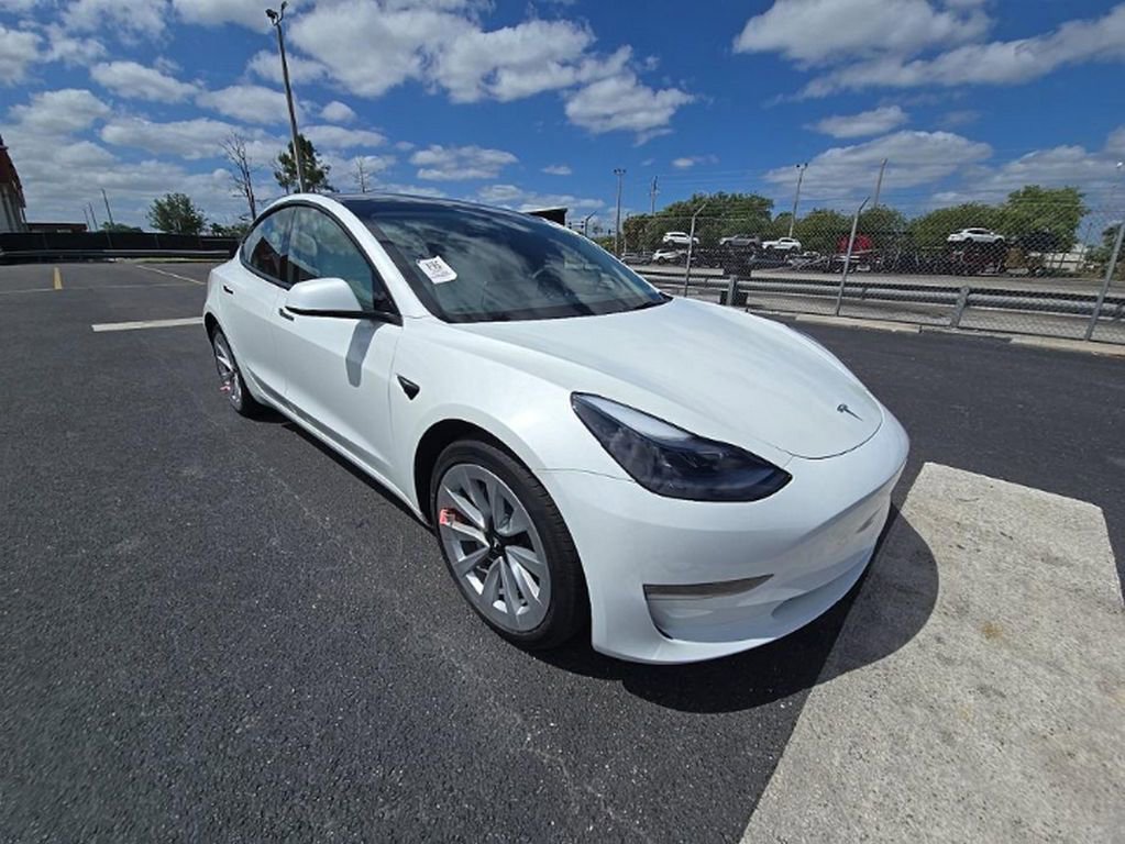 Used 2023 Tesla Model 3 Long Range image 3