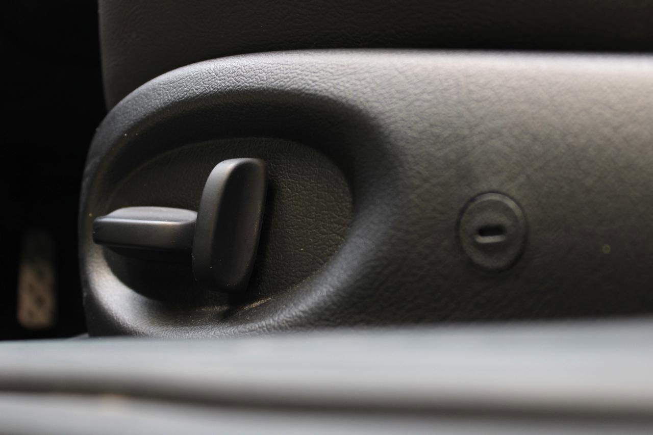 Used 2006 Pontiac GTO image 37