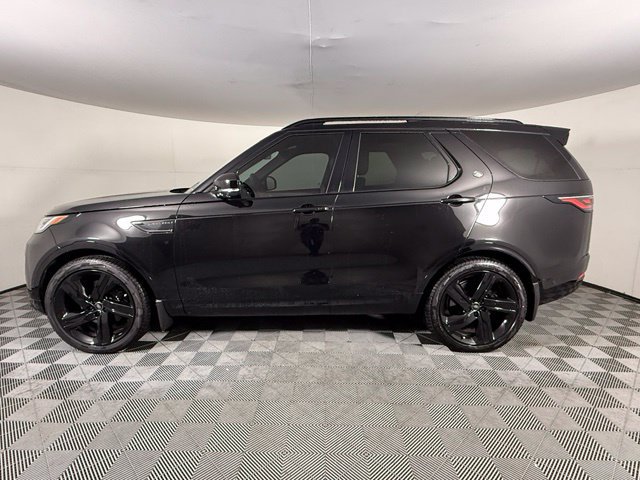 Used 2025 Land Rover Discovery Metropolitan Edition AWD/4WD image 3