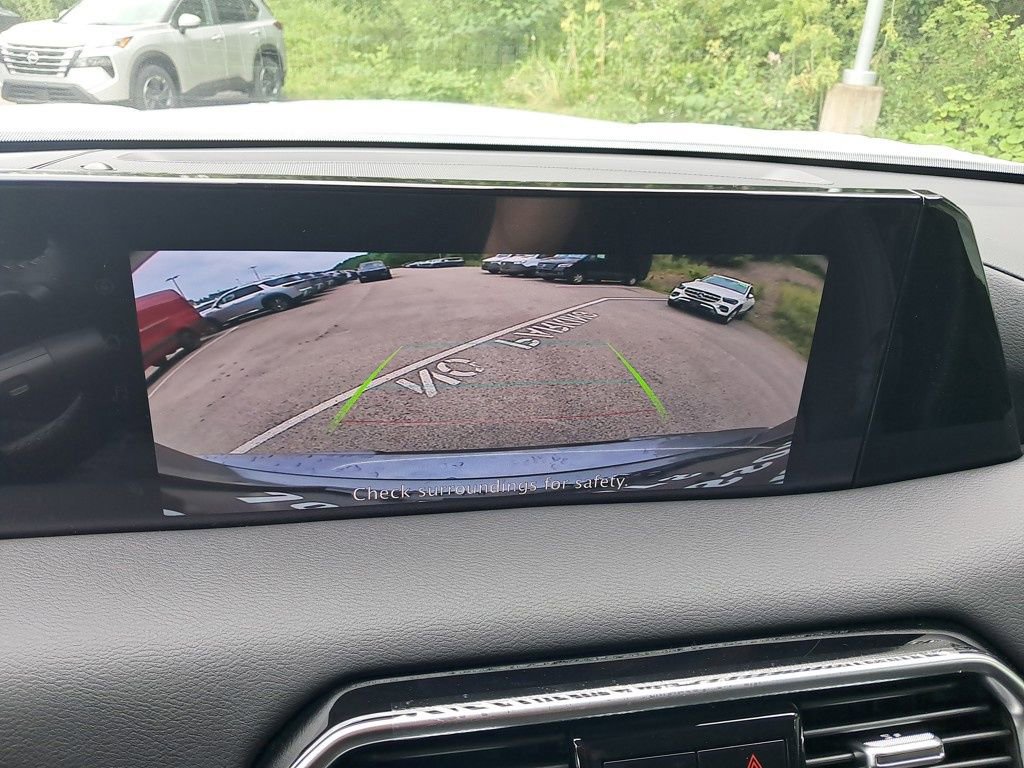 New 2025 Nissan Armada SV image 21