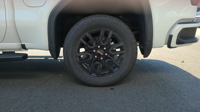 New 2026 GMC Sierra 1500 Elevation w/ Elevation Premium Package AWD/4WD image 9