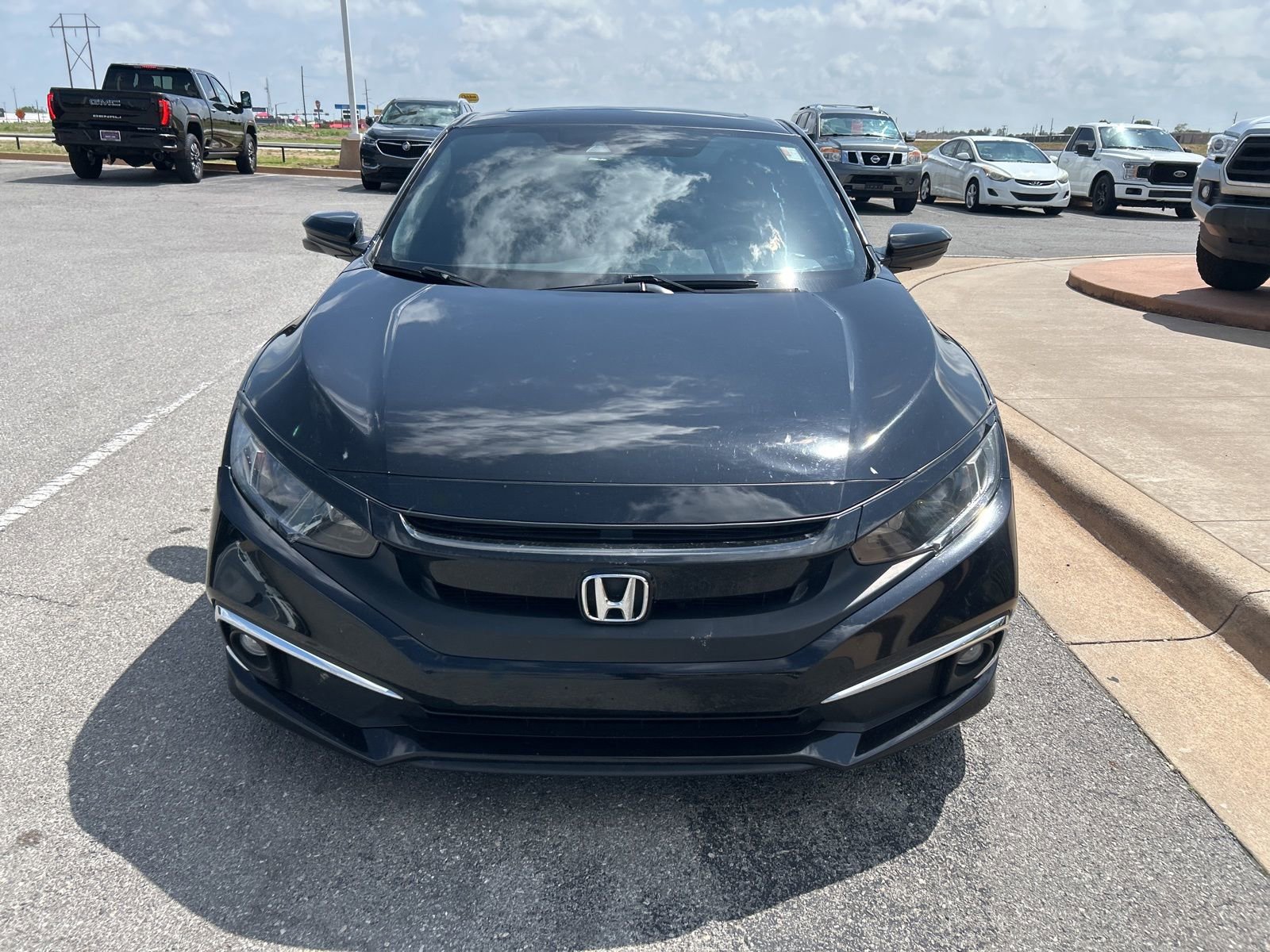 Used 2020 Honda Civic EX image 2