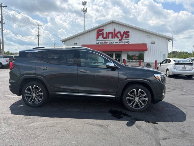 Used 2020 GMC Terrain Denali w/ Denali Premium Package