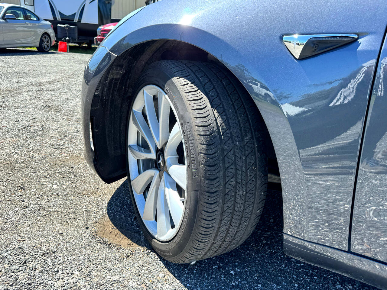 Used 2018 Tesla Model 3 Mid Range image 23