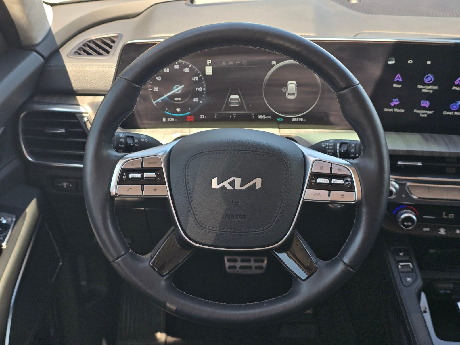 Used 2025 Kia Telluride SX Prestige AWD/4WD image 14