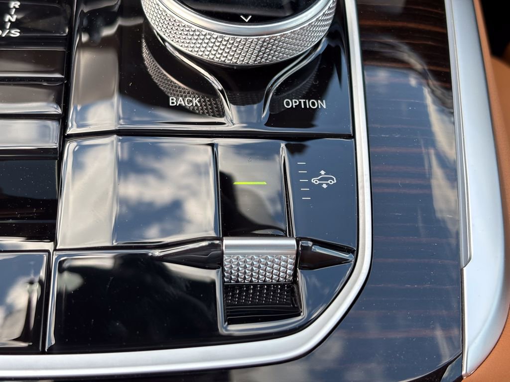 New 2026 BMW X7 xDrive40i AWD/4WD image 34