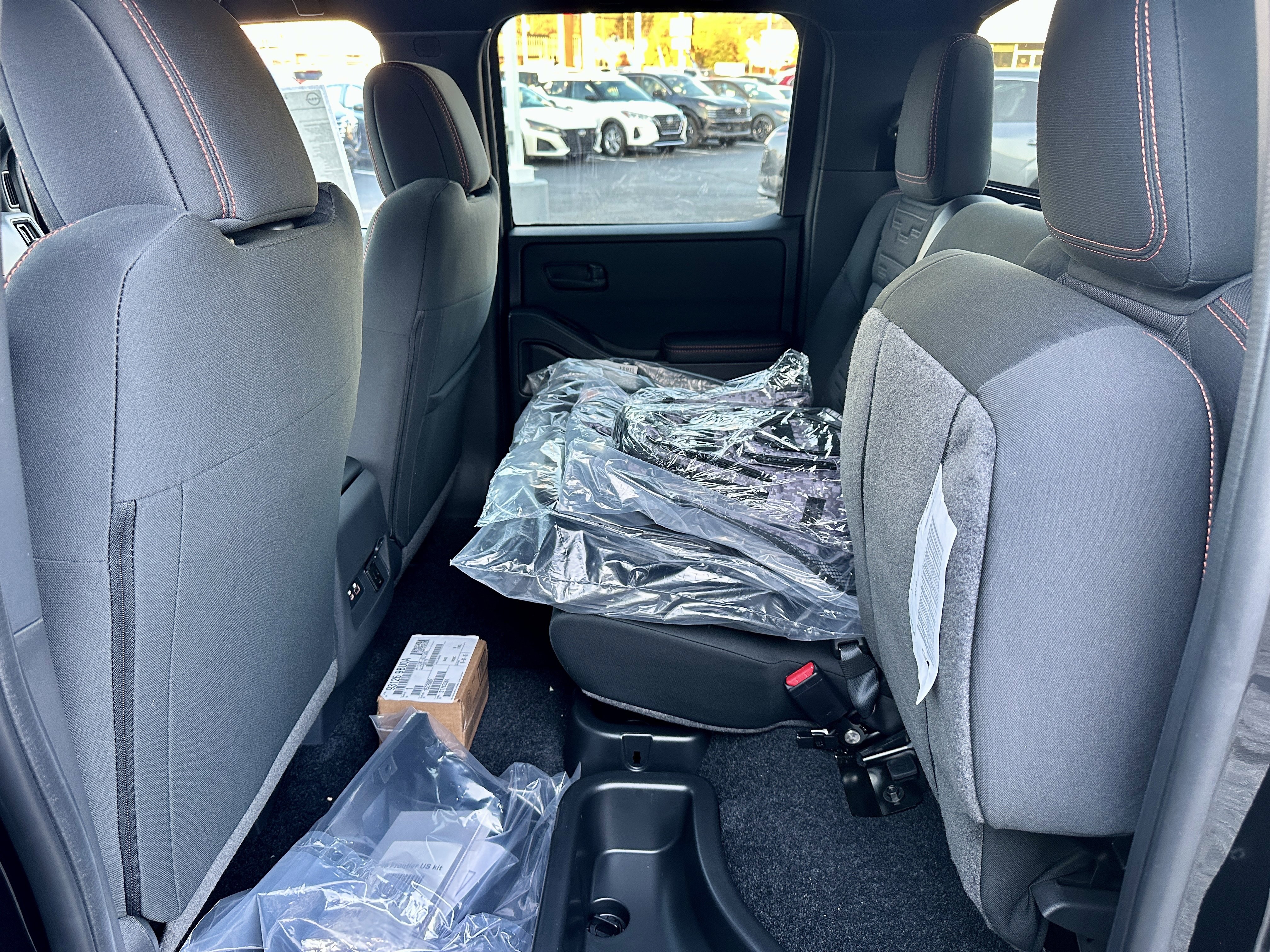 New 2026 Nissan Frontier PRO-4X w/ Pro-4x Convenience Package image 36