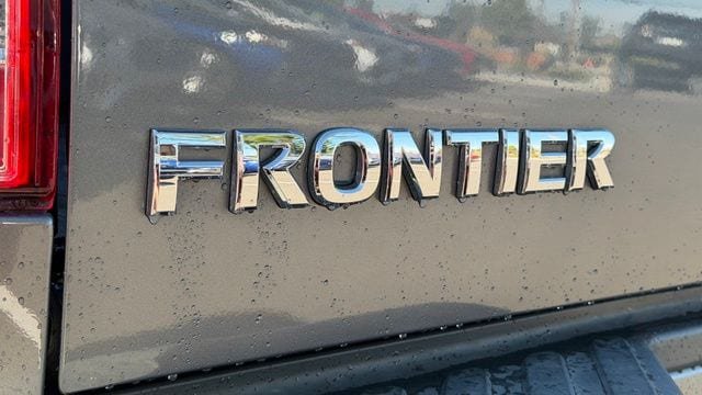 Used 2019 Nissan Frontier PRO-4X AWD/4WD image 10