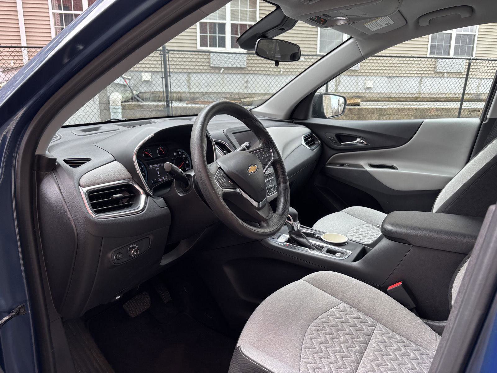 Used 2024 Chevrolet Equinox LS AWD/4WD image 8