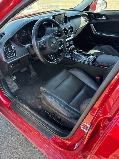 Used 2019 Kia Stinger image 6