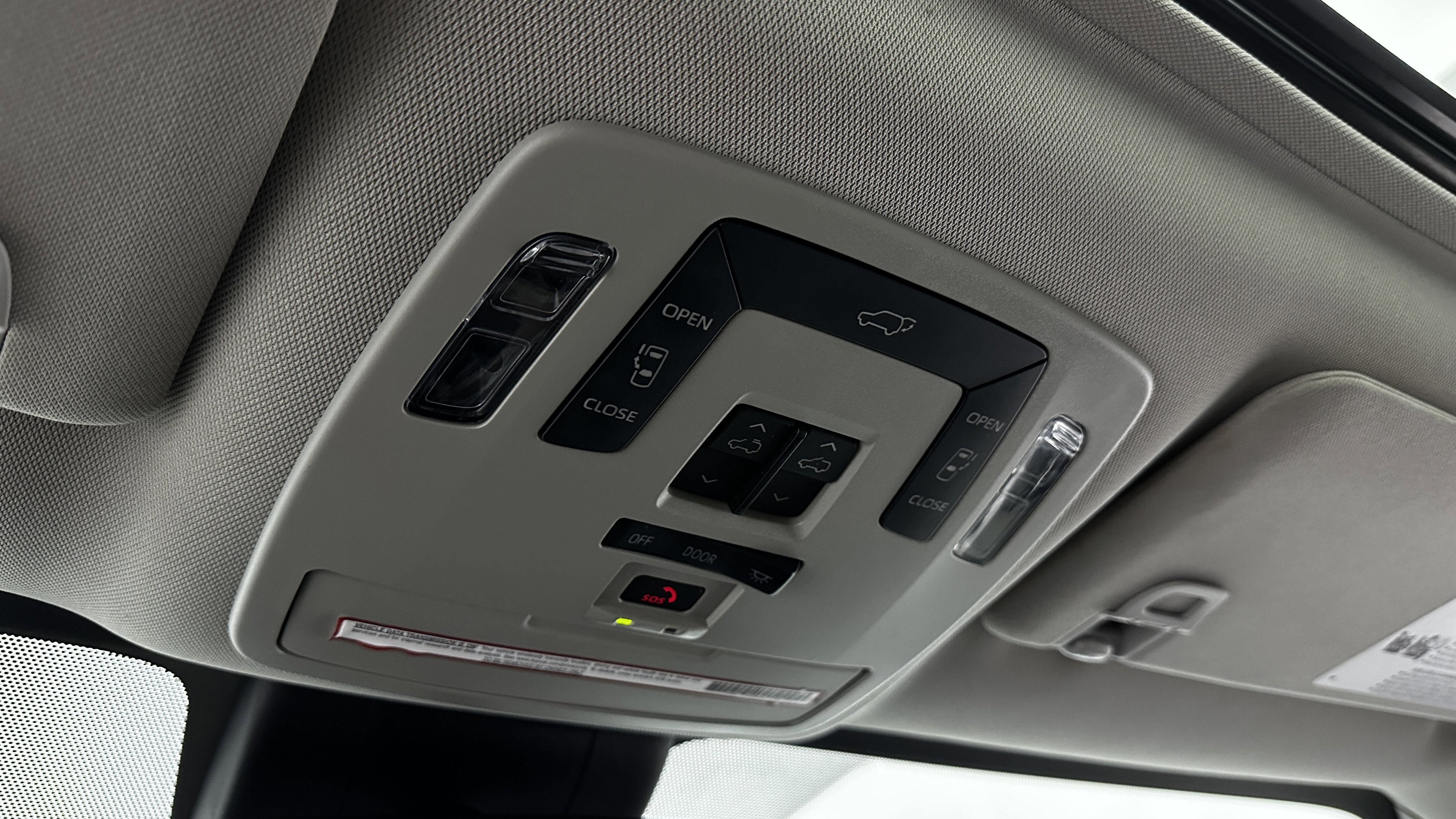 Used 2021 Toyota Sienna XLE image 24