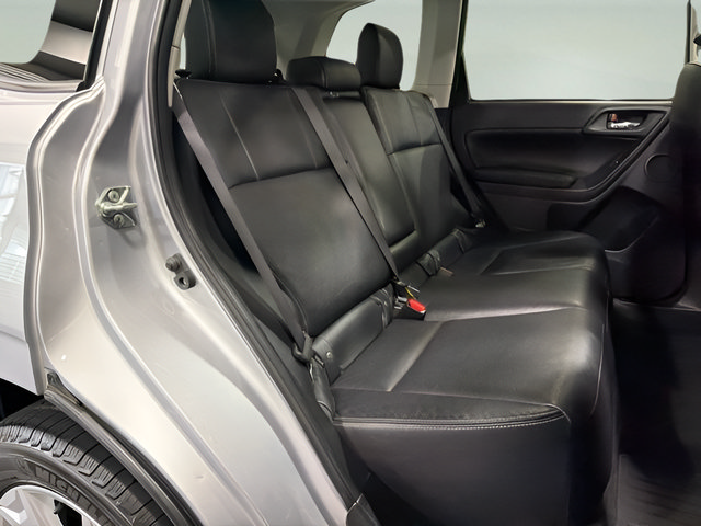 Used 2015 Subaru Forester 2.5i Limited AWD/4WD image 32