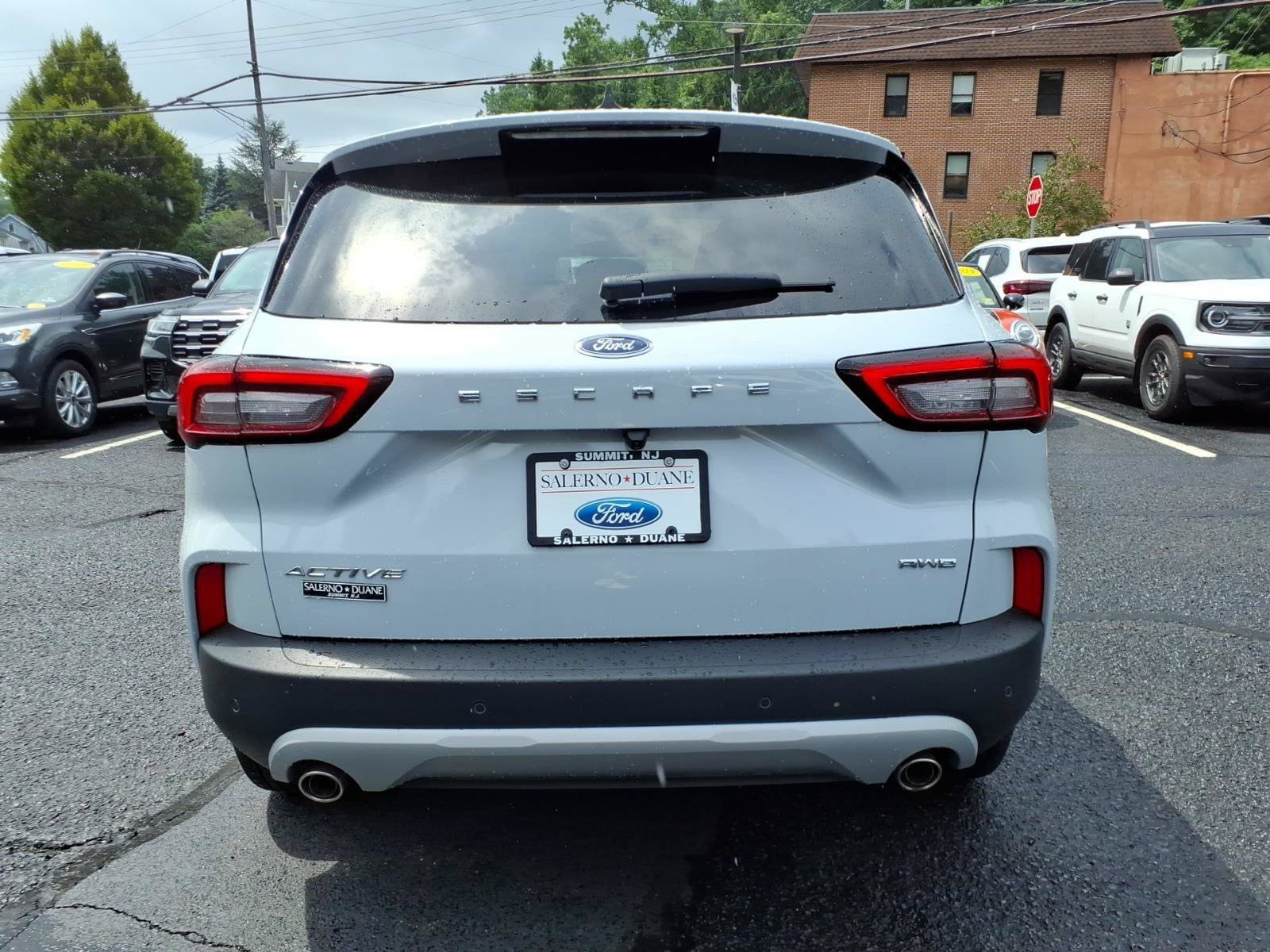 Used 2025 Ford Escape Active w/ Tech Pack #1 AWD/4WD image 4