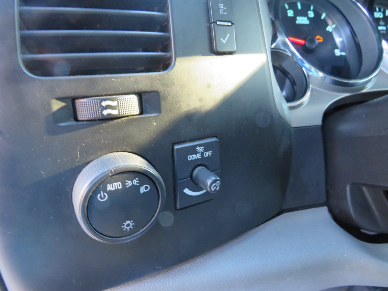 Used 2012 GMC Sierra 2500 W/T image 11